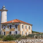 Bright With Swimming Pool And Solarium Apartamento